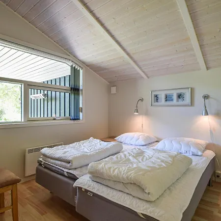 Lovely Home In Give With Sauna ギブ