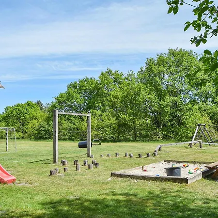 Feriehus Give With Hot Tub X