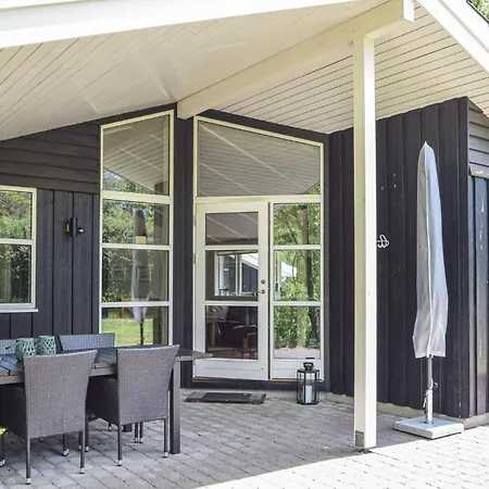 Feriehus Give With Hot Tub X Give