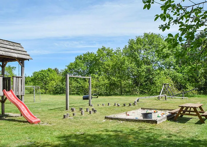 Holiday home With Hot Tub X